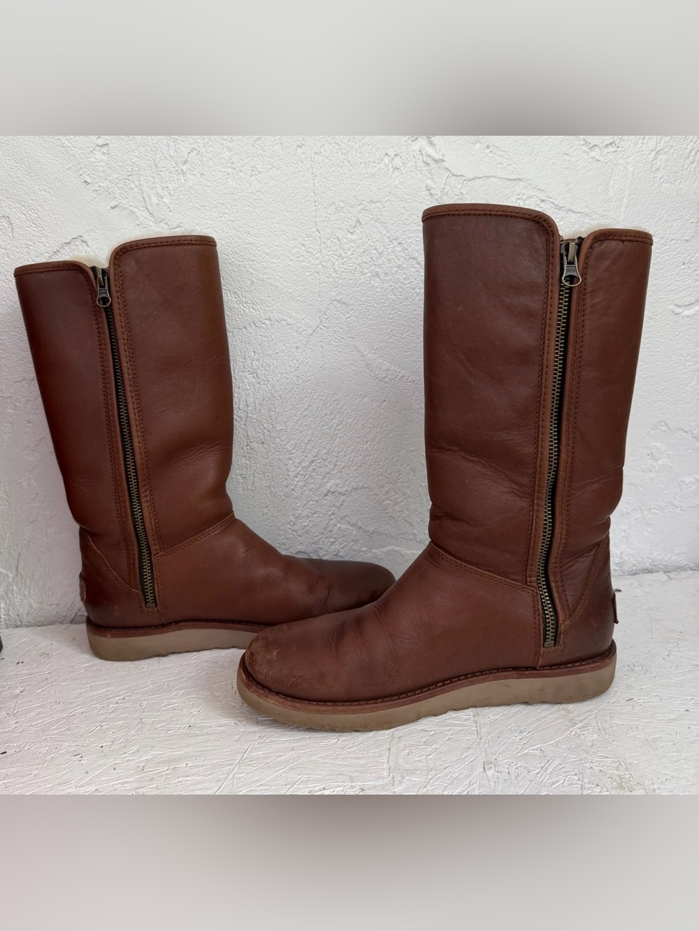 UGG Abree II Brown Side Zip Sherpa Lined Sheep Calf Height Boots 1016587 Size 7 - Picture 5 of 9